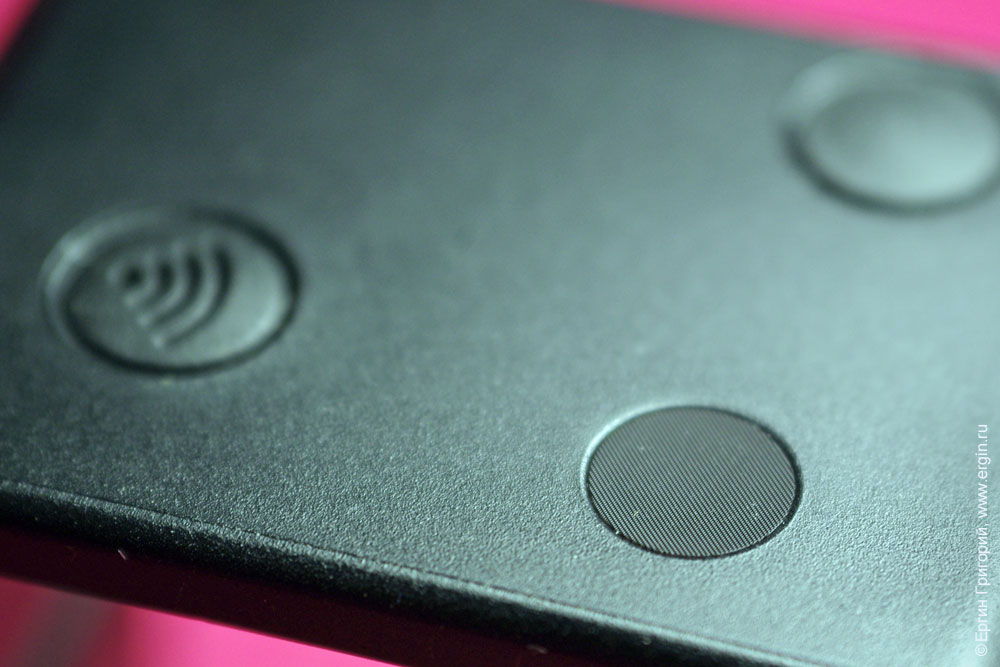 Кнопки и сеточка над микрофонами в GoPro frame