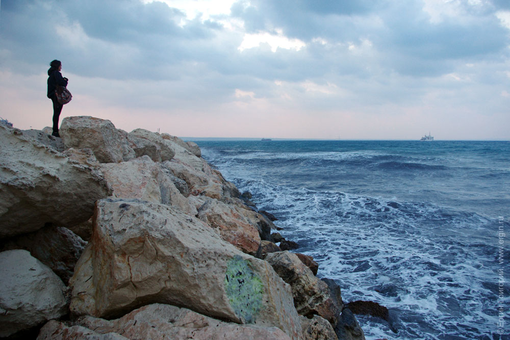 Средиземное море Кипр Ларнака