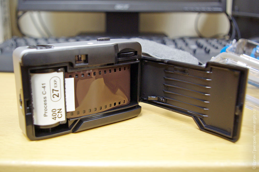 Пленочная фотокамера фотоаппарат GoPro изнутри