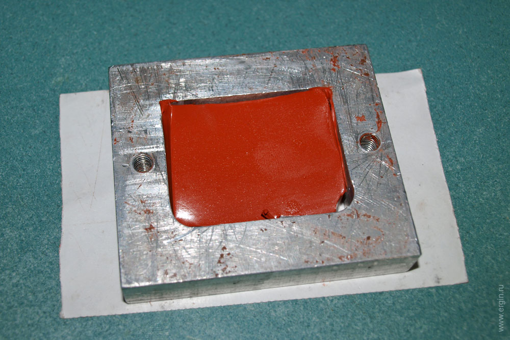 Алюминиевая форма с ювелирной резиной
