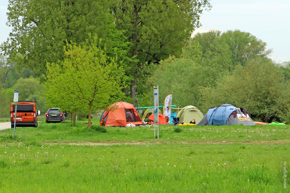 Палаточный лагерь в Платлинге