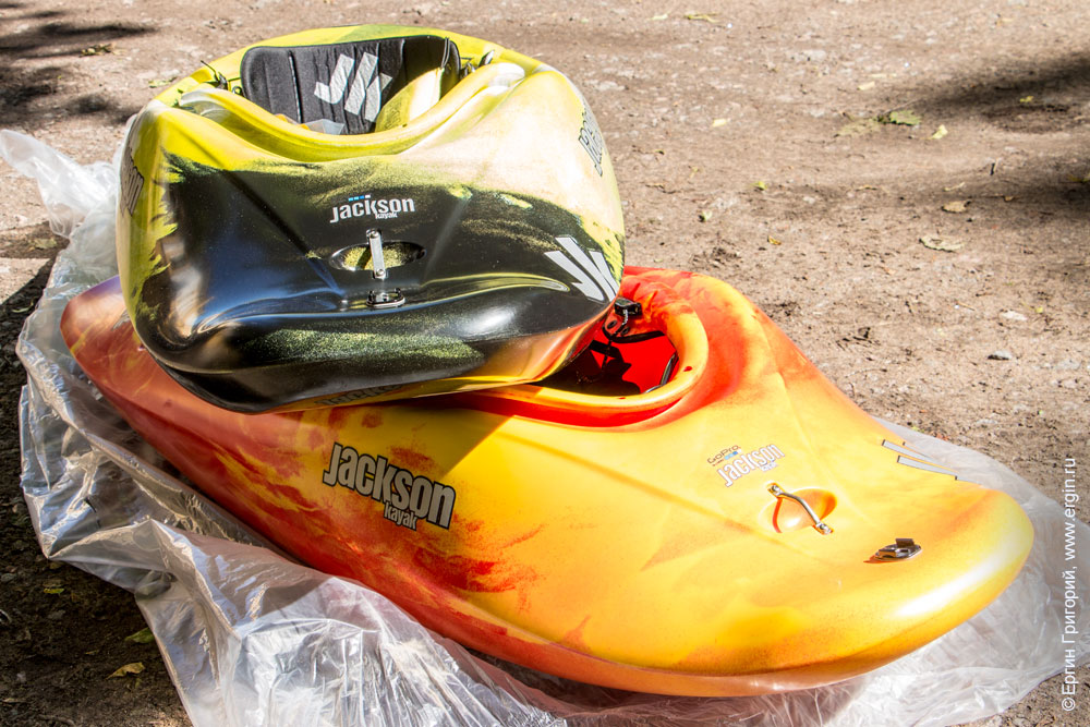 Лучшие каяки для фристайла на бурной воде Jackson kayak RockStar 2016