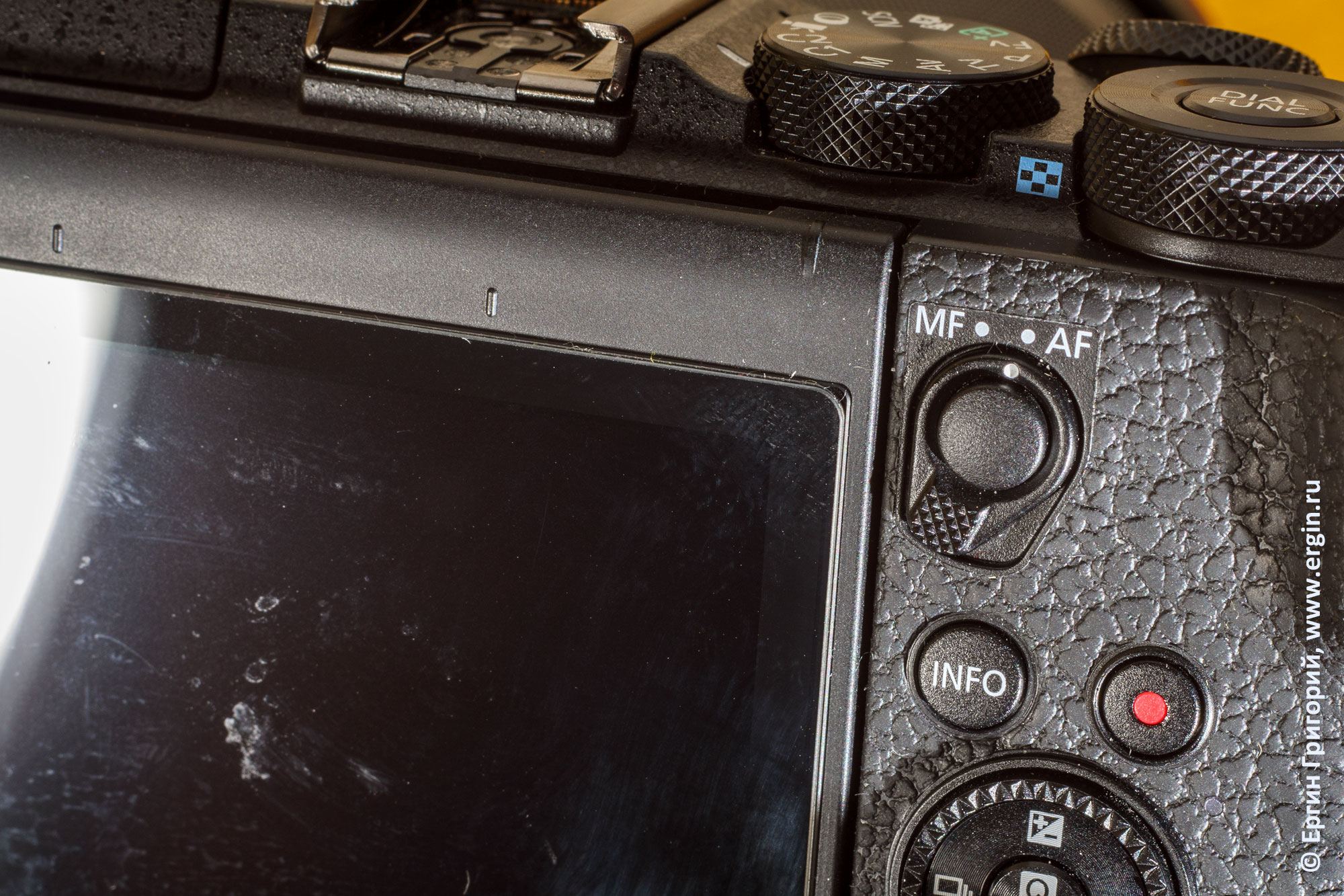 Защитная пленка на экране Canon EOS M6 Mark 2