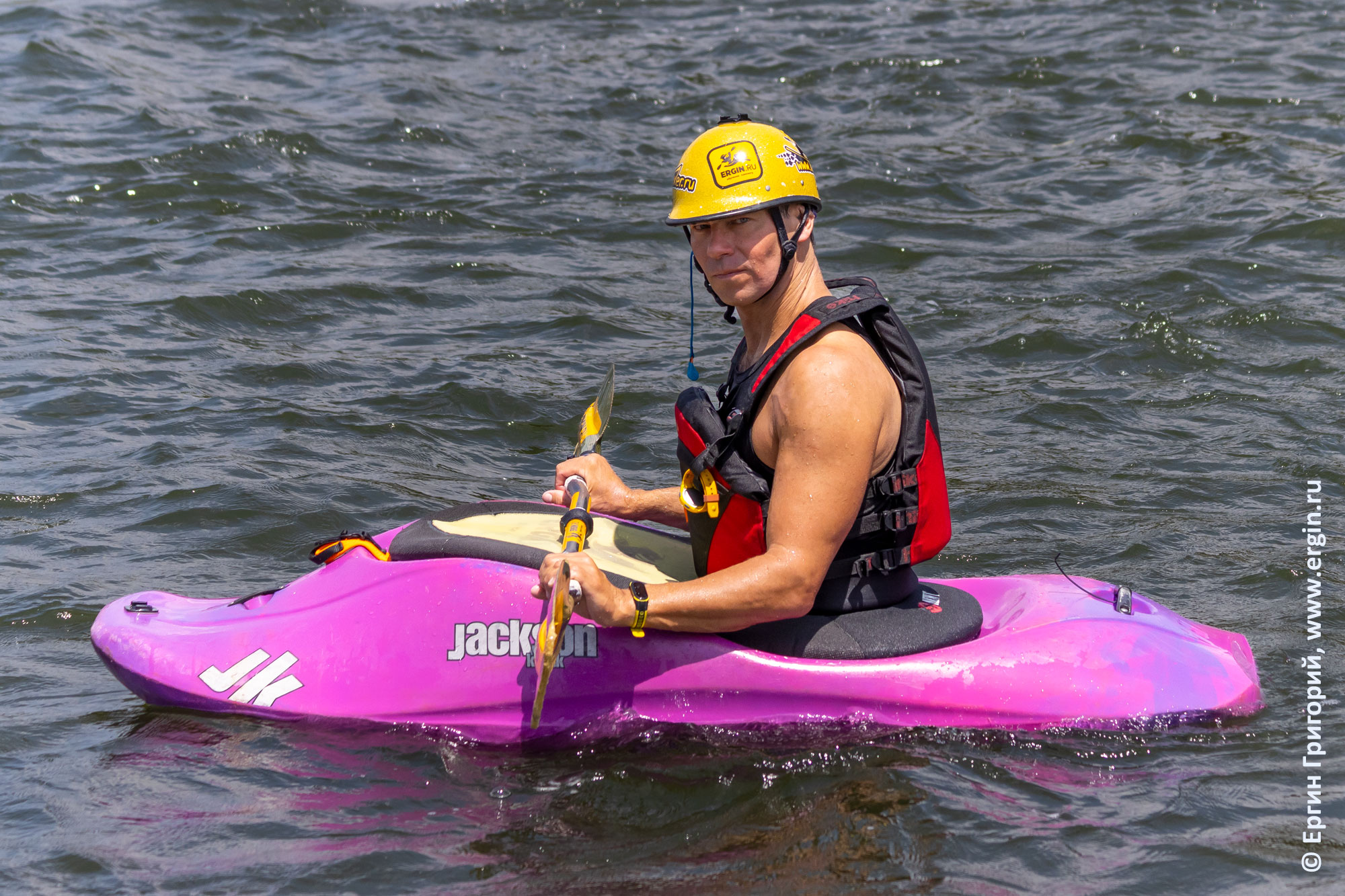 Jackson Kayak RockStar V посадка и осадка на гладкой воде